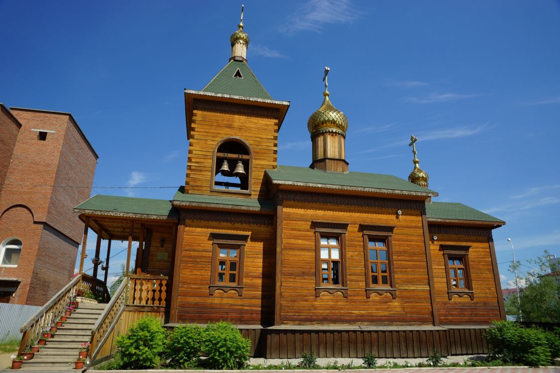 Якутский Спасский мужской монастырь. Церковь Спаса Нерукотворного Образа, Якутск (Якутск, город, Республика Саха (Якутия)). фасады