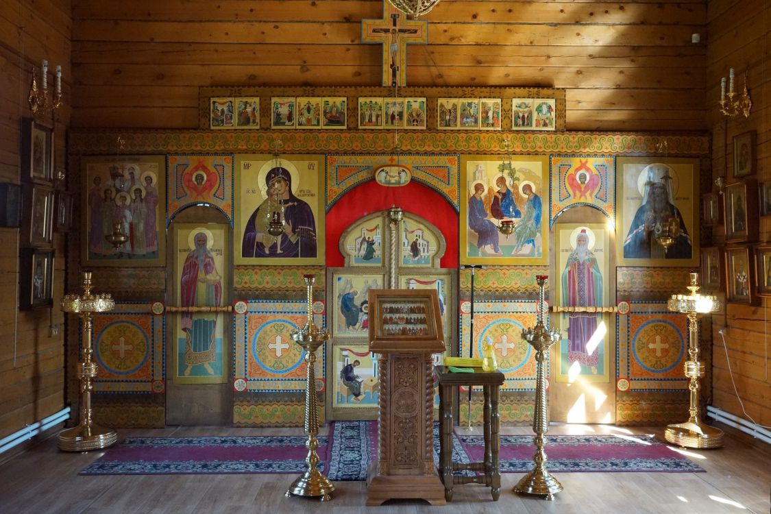 Якутский Спасский мужской монастырь. Церковь Спаса Нерукотворного Образа, Якутск (Якутск, город, Республика Саха (Якутия)). интерьер и убранство