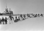 Церковь Покрова Пресвятой Богородицы, Фото 1900 года<br>, Среднеколымск, Среднеколымский район, Республика Саха (Якутия)