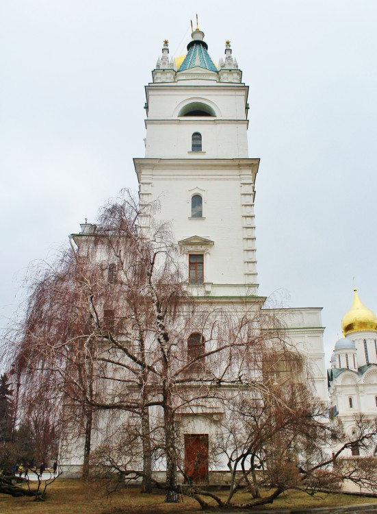 Тверской. Кремль. Собор Николая Чудотворца (Николы Гостунского) в Успенской звоннице. архитектурные детали, Филаретова пристройка, вид с севера