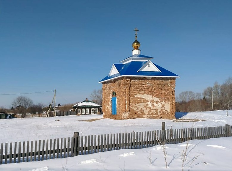 Часовня Симеона Верхотурского, Бузина (Ирбитский район (Ирбитское МО), Свердловская область). общий вид в ландшафте