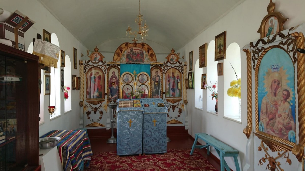 Церковь Тихвинской иконы Божией Матери, Айдаркен (Кыргызстан, Прочие страны). интерьер и убранство