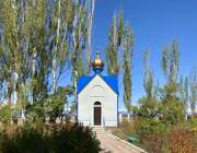 Часовня Николая Чудотворца (?) при мемориале Н.М. Пржевальского, Общий вид с юга<br>, Пристань-Пржевальск, Кыргызстан, Прочие страны