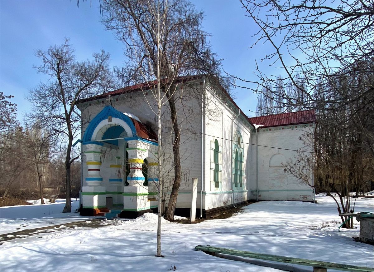Церковь Покрова Пресвятой Богородицы, Покровка (Кыргызстан, Прочие страны). фасады, Вид с юго-запада