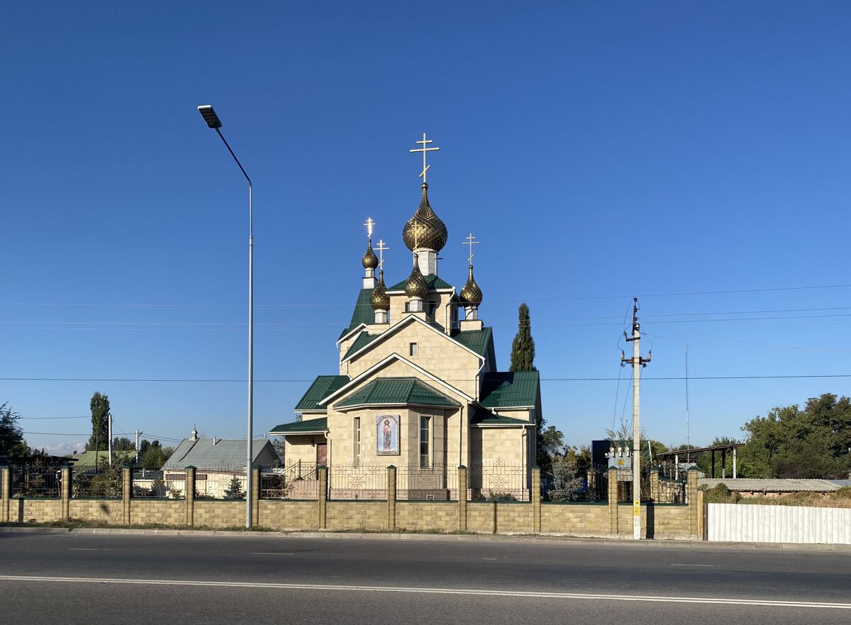 Церковь Иоанна Кронштадтского, Манас (Кыргызстан, Прочие страны). фасады, Вид с востока