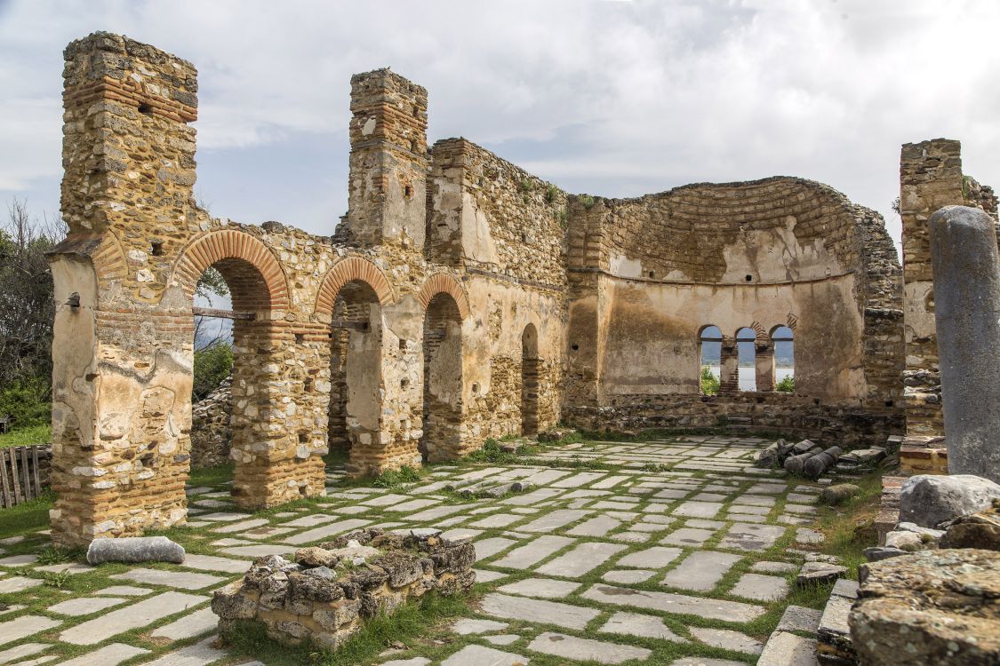 Церковь Ахиллия Ларисского, Айос-Ахилиос (Эпир и Западная Македония, Греция). фасады