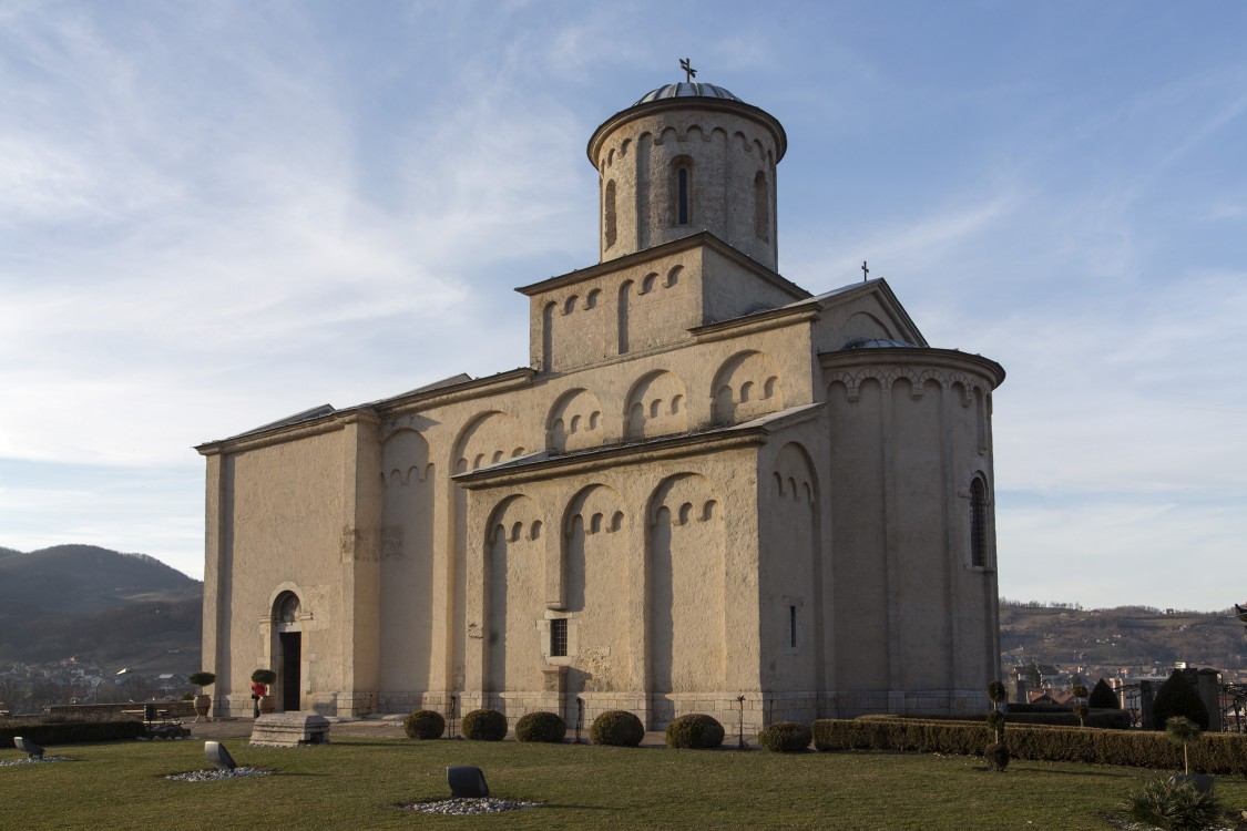 Церковь Ахиллия Ларисского, Ариле (Златиборский округ, Сербия). фасады