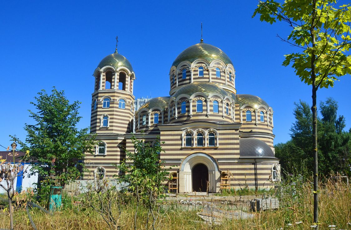 Церковь Ермогена, Патриарха Московского в Гольянове, Гольяново (Восточный административный округ (ВАО), г. Москва). фасады