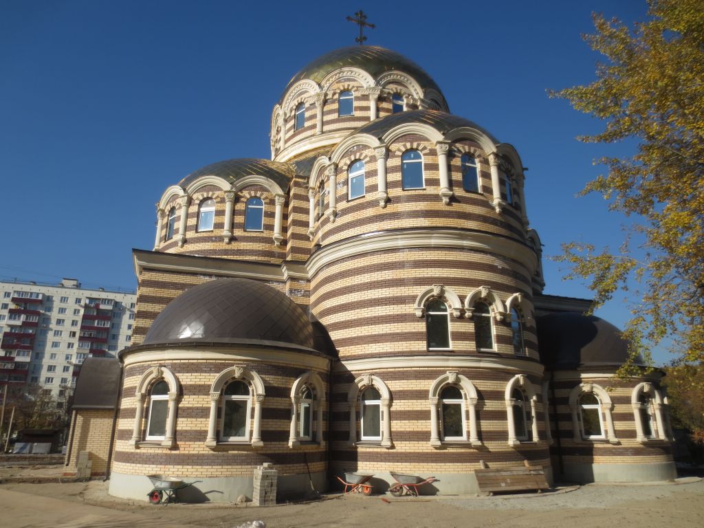 Церковь Ермогена, Патриарха Московского в Гольянове, Гольяново (Восточный административный округ (ВАО), г. Москва). фасады