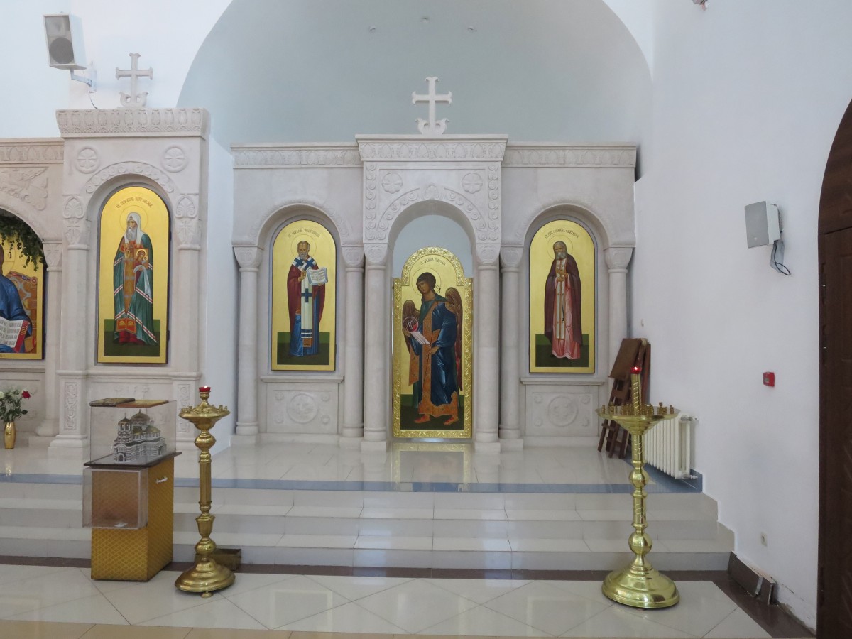 Церковь Ермогена, Патриарха Московского в Гольянове, Гольяново (Восточный административный округ (ВАО), г. Москва). интерьер и убранство