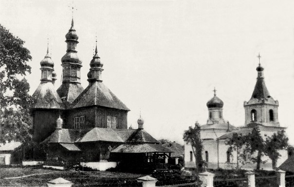 Витебск. Церковь Покрова Пресвятой Богородицы в Задвинье. архивная фотография, Церковь справа. Фото 1910-х годов из фондов Витебского краеведческого музея