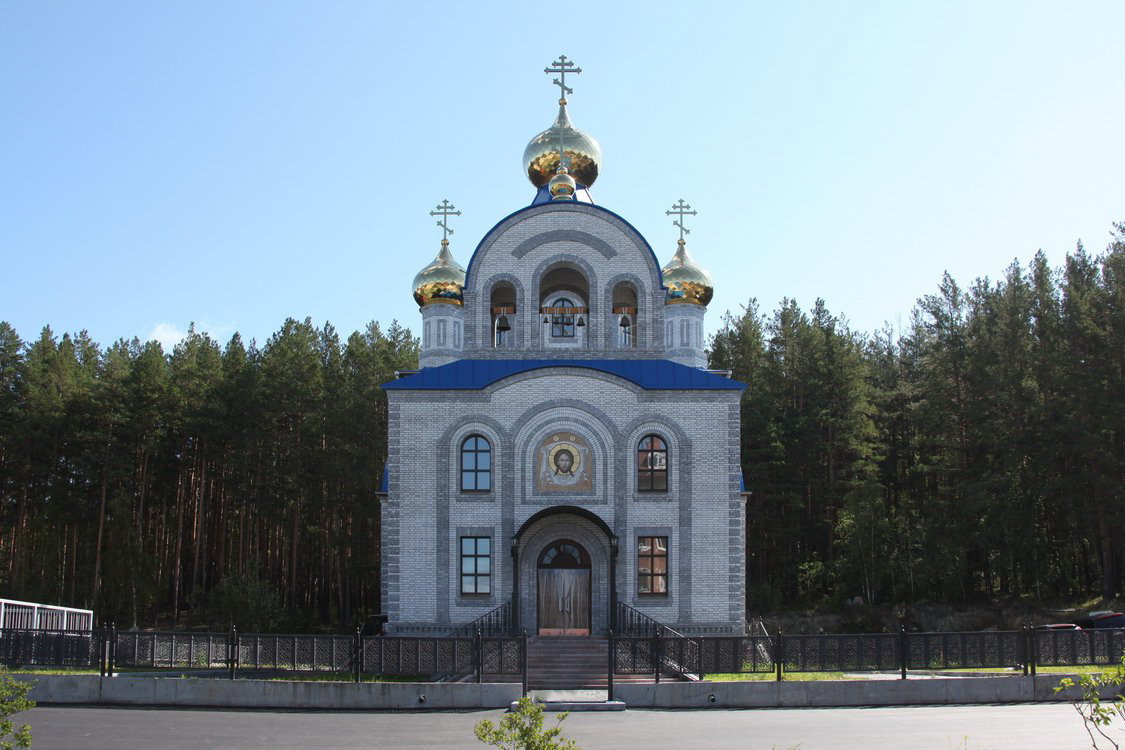 Чусовское Озеро. Церковь Рождества Пресвятой Богородицы. фасады, Западный фасад