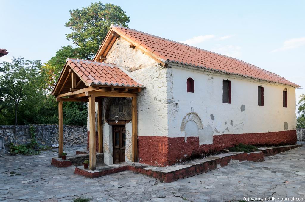 Георгиевский монастырь, Ритини (Центральная Македония, Греция). фасады