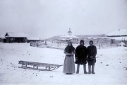 Часовня Илии Пророка, Фото 1898-1900 годов. Автор Уно Тави Сирелиус<br>, Цингалы, Ханты-Мансийский район и г. Ханты-Мансийск, Ханты-Мансийский автономный округ