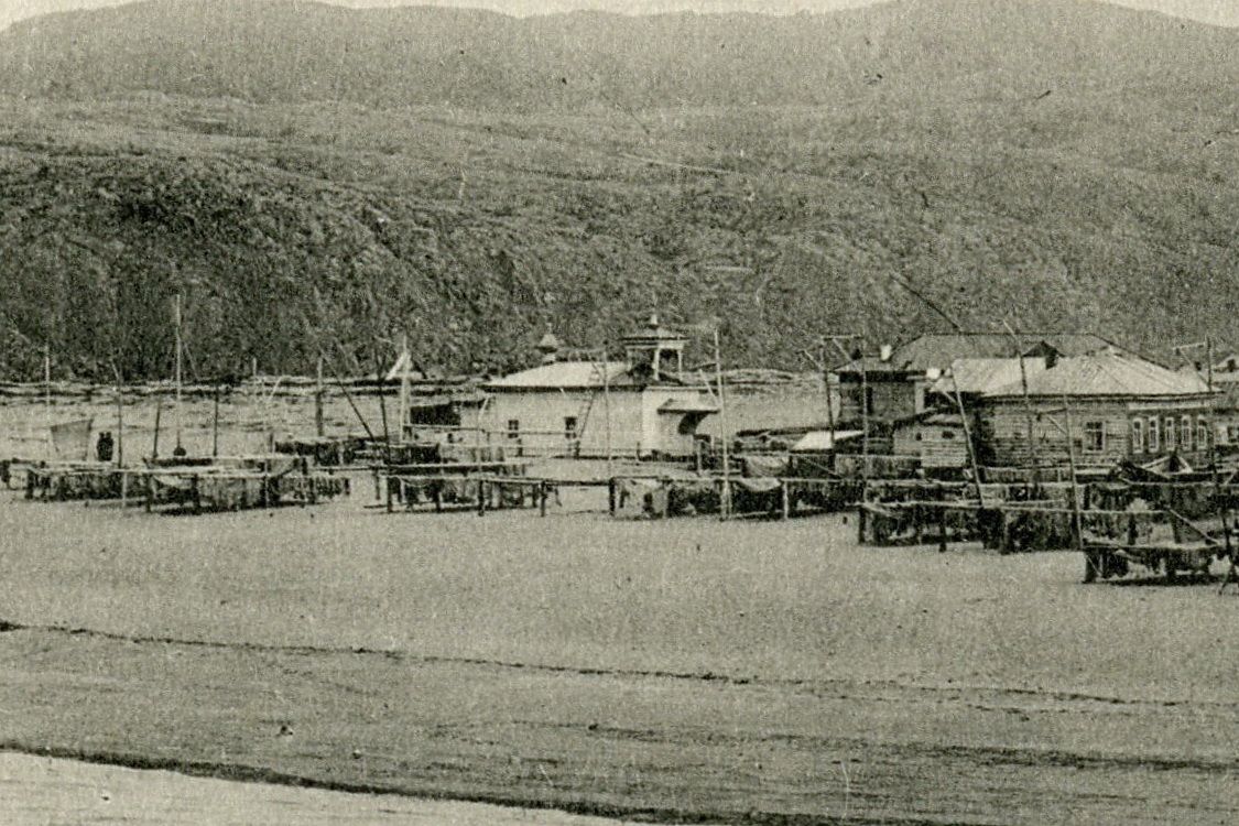 Церковь Илии Пророка (старая), Териберка (Кольский район, Мурманская область). архивная фотография, Фрагмент дореволюционной фотографии