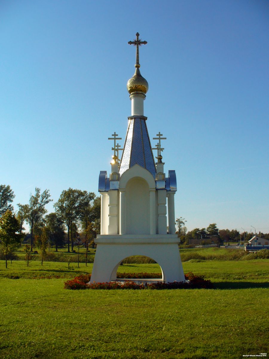 Часовня Воздвижения Креста Господня, Ляховичи (Ляховичский район, Беларусь, Брестская область). фасады