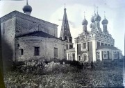 Церковь Введения во храм Пресвятой Богородицы, Введенская и Спасская церкви. Общий вид ансамбля с юго-востока. Фото Рерберга начала ХХ в. из коллекции ГНИМА. (ГК №40631486)<br>, Балахна, Балахнинский район, Нижегородская область