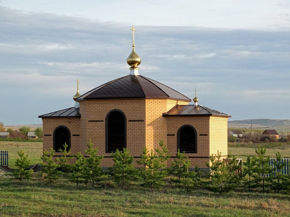 Церковь Георгия Победоносца, Шарлык (Шарлыкский район, Оренбургская область). общий вид в ландшафте