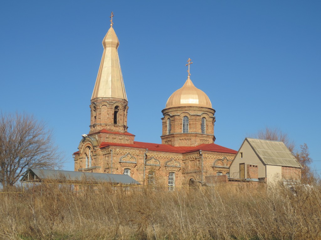 Церковь Рождества Пресвятой Богородицы, Крюково (Куйбышевский район, Ростовская область). фасады