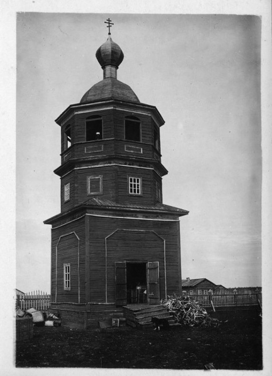 Церковь Богоявления Господня (старая), Ловозеро (Ловозерский район, Мурманская область). архивная фотография, 1920-35. Колокольня. Из фондов Государственного Исторического музея (ГИМ, Москва)