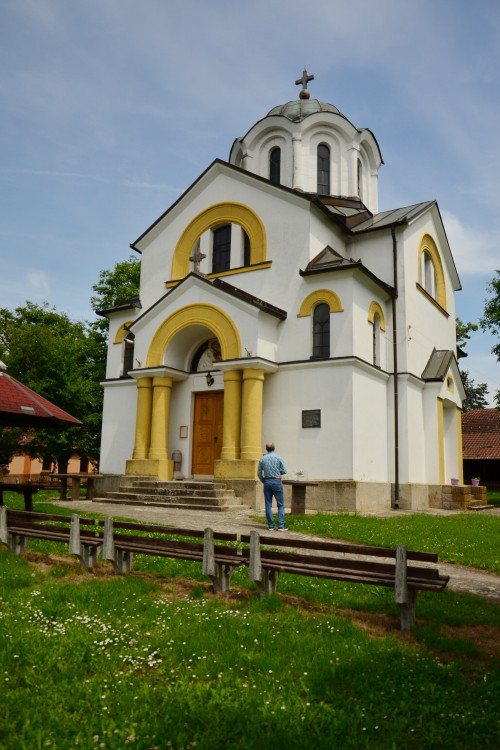 Собор Иоакима и Анны, Прелина (Моравичский округ, Сербия). фасады