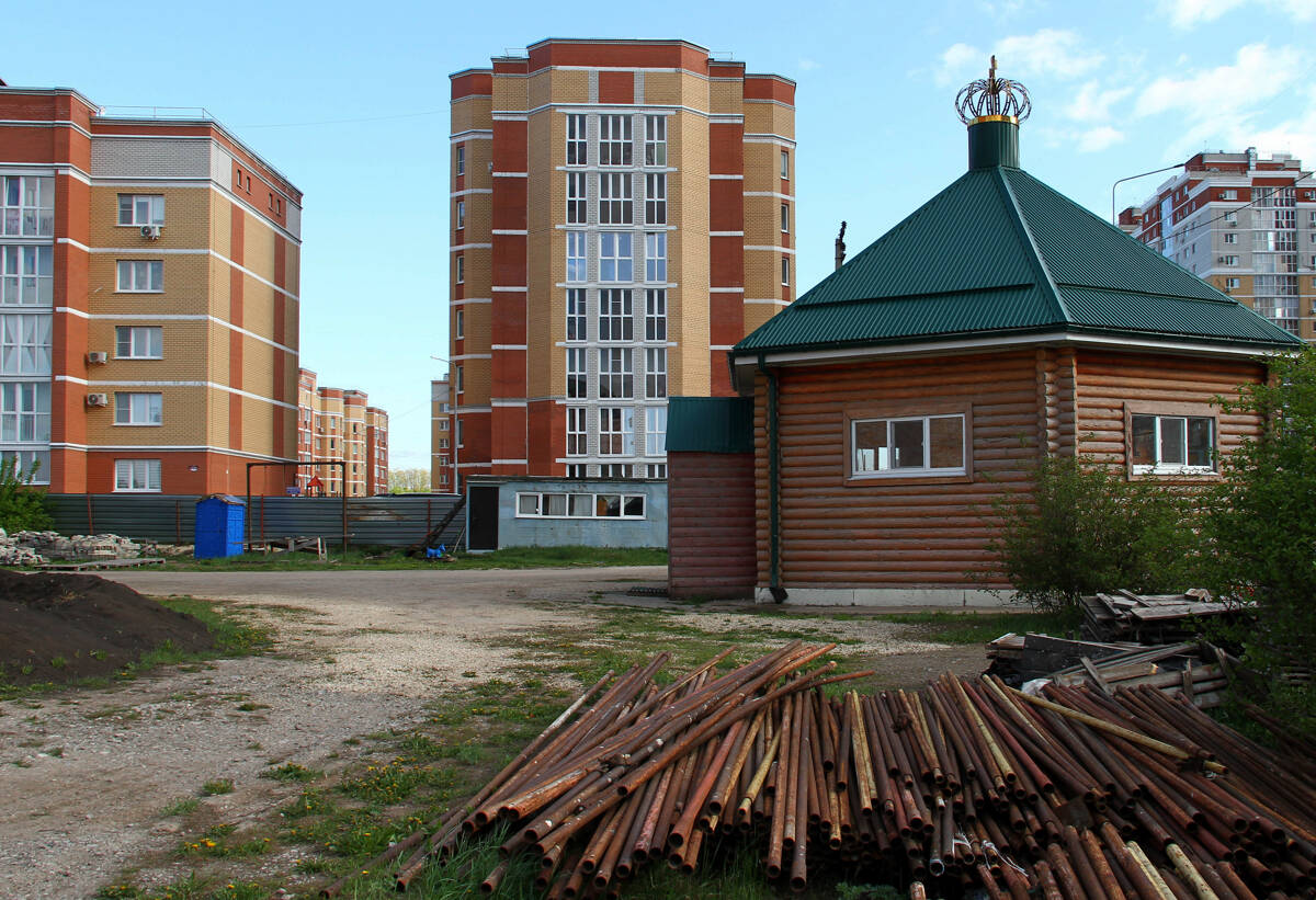 Церковь Иверской иконы Божией Матери в Елецком (временная), Липецк (Липецк, город, Липецкая область). общий вид в ландшафте