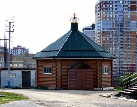 Липецк. Церковь Иверской иконы Божией Матери в Елецком (временная)