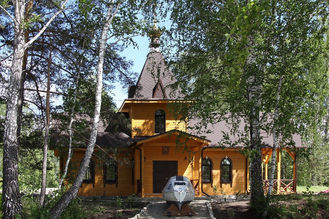 Часовня Николая Чудотворца, Солнечная долина, горнолыжный курорт (Миасс, город, Челябинская область). фасады, Вид с запада