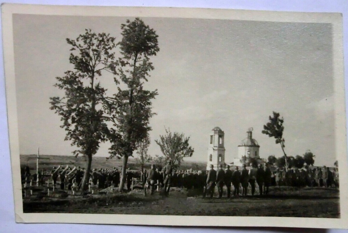 Церковь Николая Чудотворца, Нагорное (Тербунский район, Липецкая область). архивная фотография, Храм в ландшафте села. Фото 1942 г. с аукциона e-bay.de