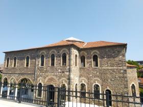 Измир. Церковь Вукола Смирнского