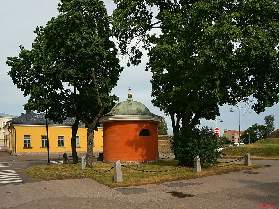 Часовня Петра и Павла, Хамина (Кюменлааксо, Финляндия). фасады