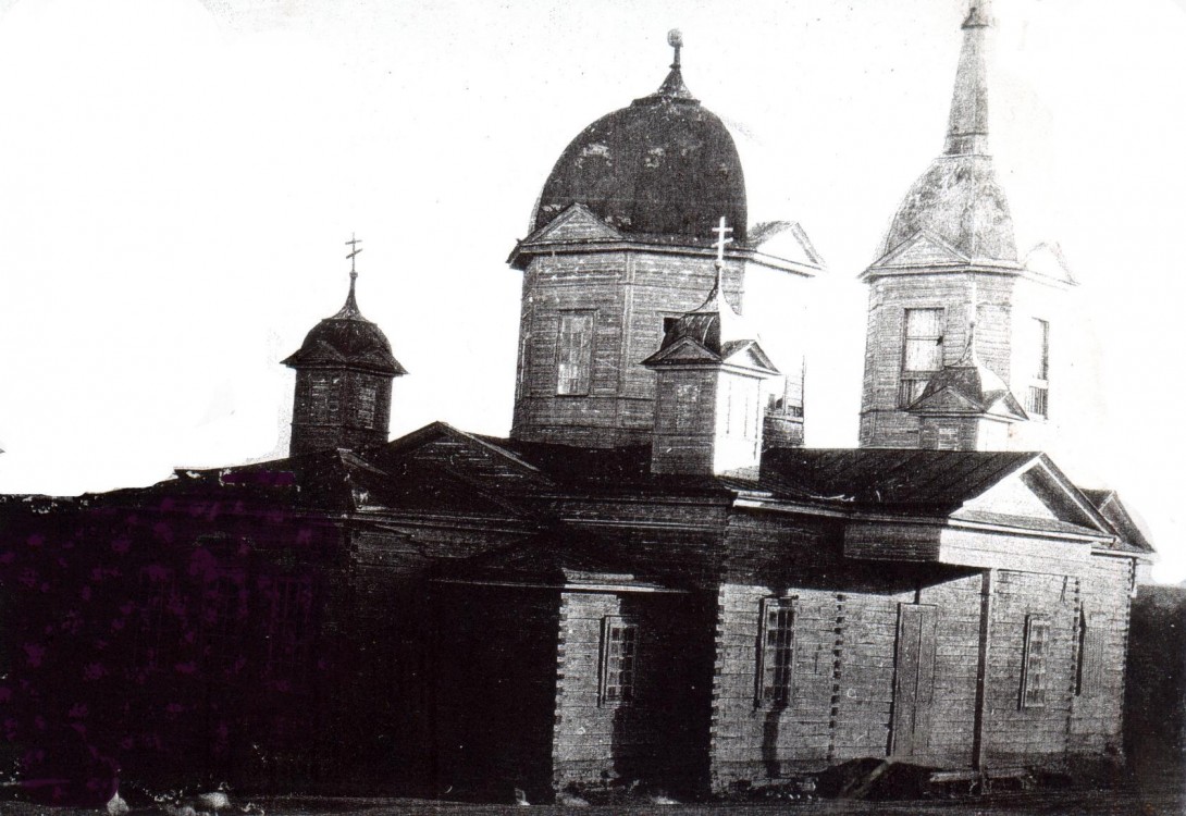 Шуклино. Церковь Василия Великого (старая). архивная фотография, Фото 1950-х годов из архива прихода