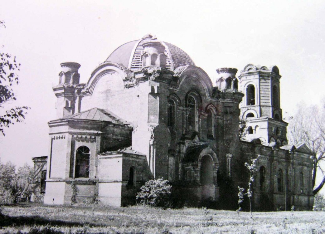 Церковь Параскевы Пятницы, Великий Выстороп (Сумской район, Украина, Сумская область). архивная фотография, Сохранившееся архивное фото храма Параскевы Пятницы, дата съёмки неизвестна