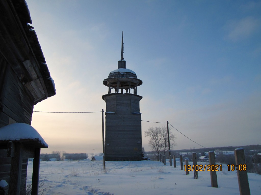 Колокольня Малошуйского погоста, Абрамовская (Малошуйка) (Онежский район, Архангельская область). художественные фотографии, Колокольня Малошуйского погоста.