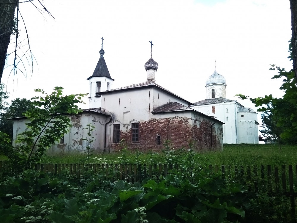 Храмовый комплекс бывшего Богородицкого Михалицкого монастыря, Великий Новгород (Великий Новгород, город, Новгородская область). фасады