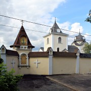 Часовня Александра Невского, Слева часовня, справа церковь.<br>, Новая Купавна, Богородский городской округ, Московская область