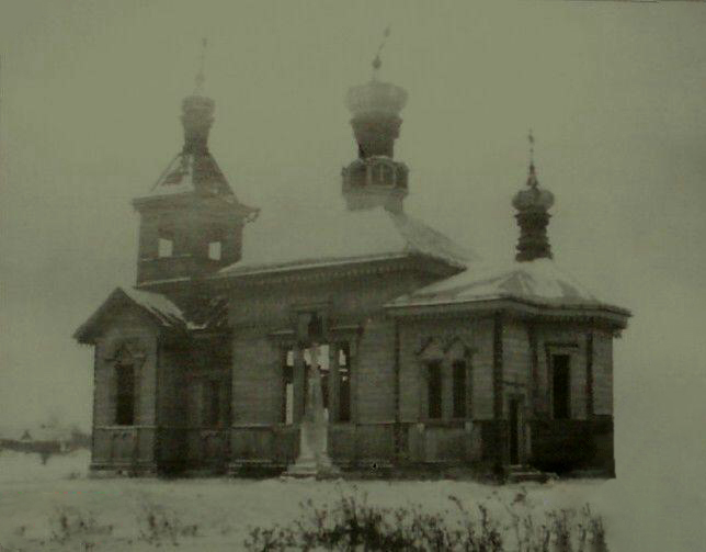 Церковь Троицы Живоначальной, Конюхи (Люблинское воеводство, Польша). архивная фотография, Храм незадолго до сноса. Фото 1960-х годов 