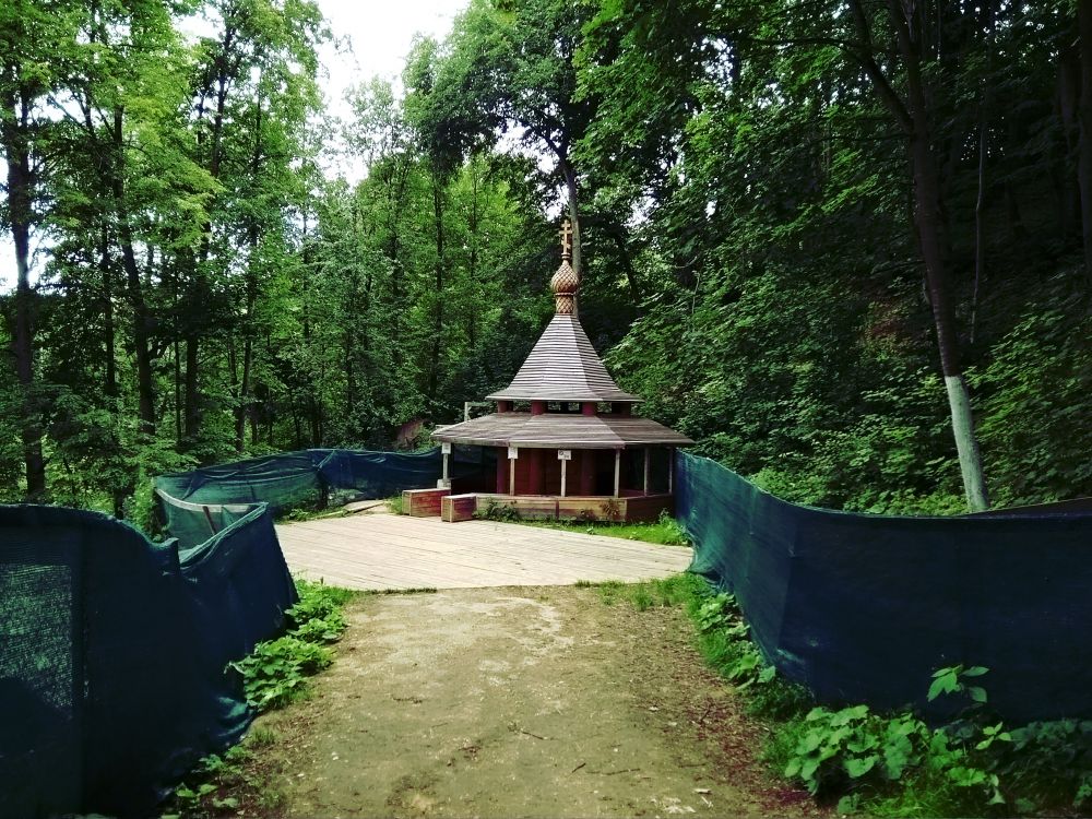 Часовня Пафнутия Боровского, Боровск (Боровский район, Калужская область). общий вид в ландшафте