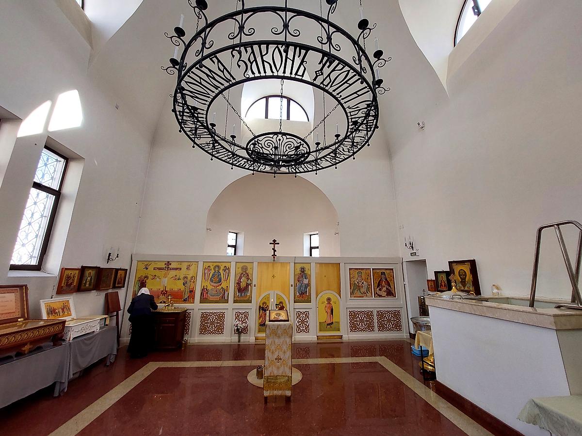 интерьер и убранство. Церковь Иннокентия, митрополита Московского при Ленинградской областной больнице, Выборгский район (Санкт-Петербург, г. Санкт-Петербург)