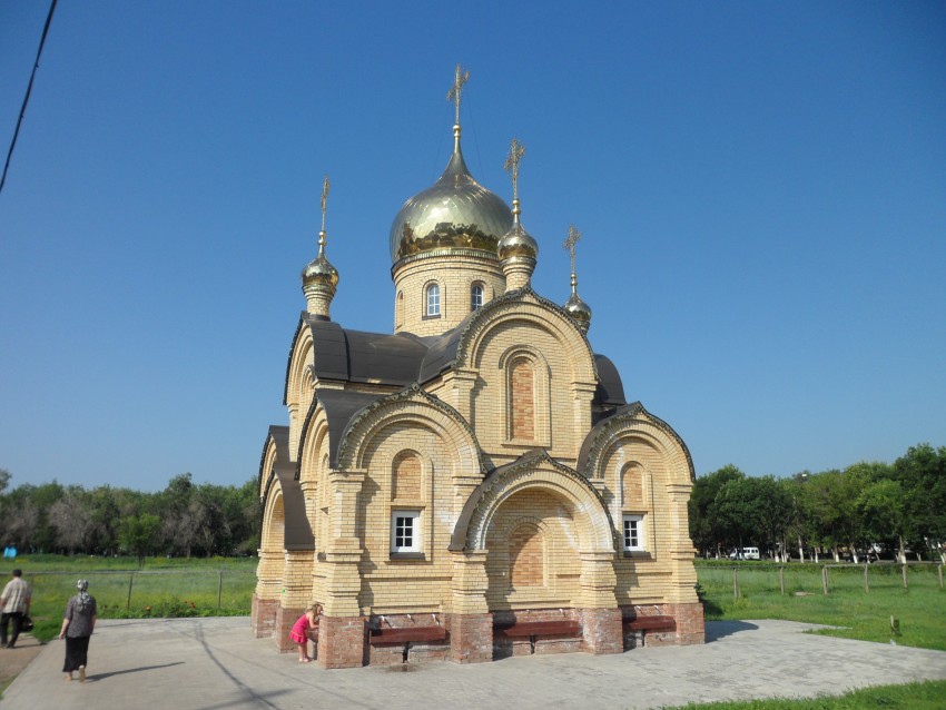 Оренбург. Водосвятная часовня при соборе Казанской иконы Божией Матери. фасады