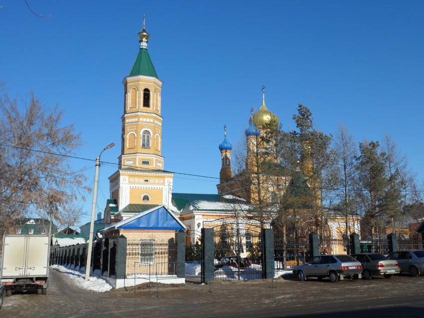 Оренбург. Димитриевский мужской монастырь. общий вид в ландшафте