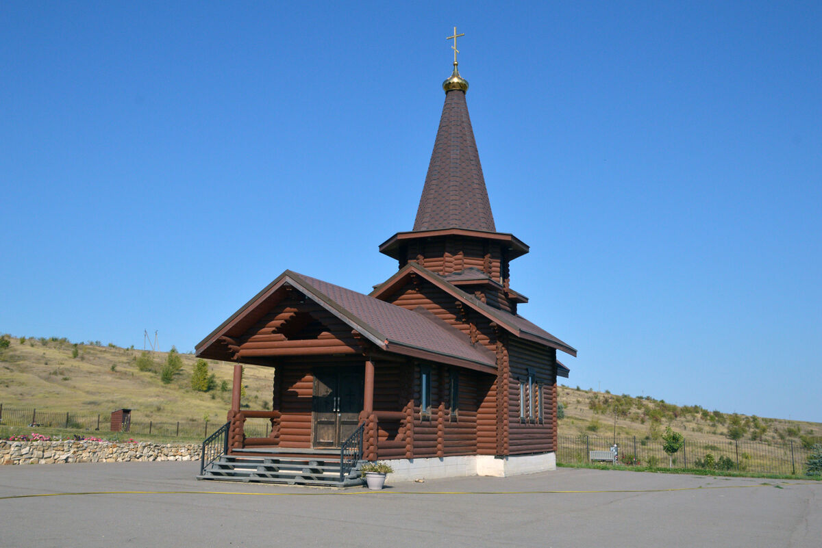 Церковь Иоанна Богослова (новая), Кучугуры (Нижнедевицкий район, Воронежская область). фасады
