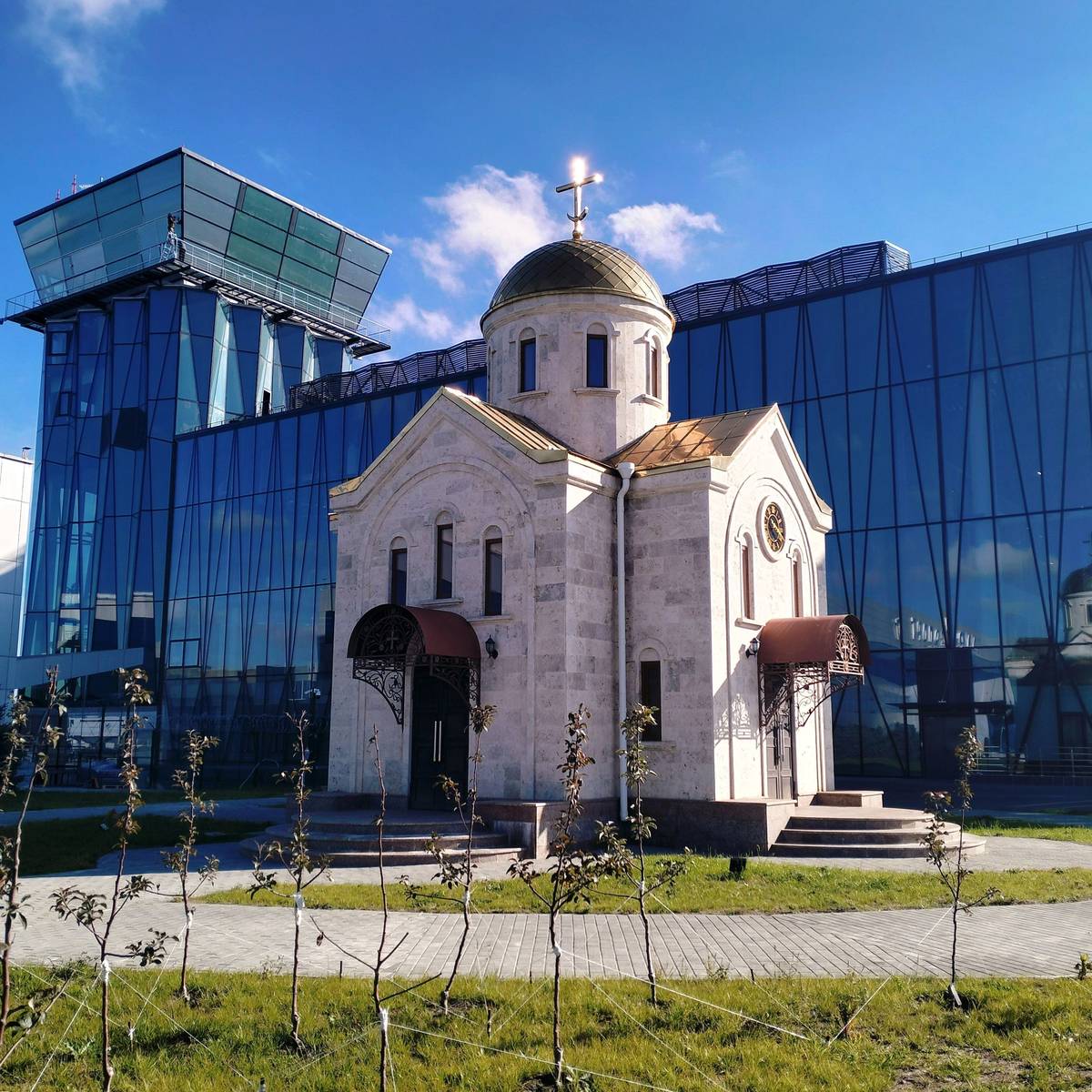 Церковь Илии Пророка при аэропорте Минеральные Воды, Минеральные Воды (Минераловодский район, Ставропольский край). фасады