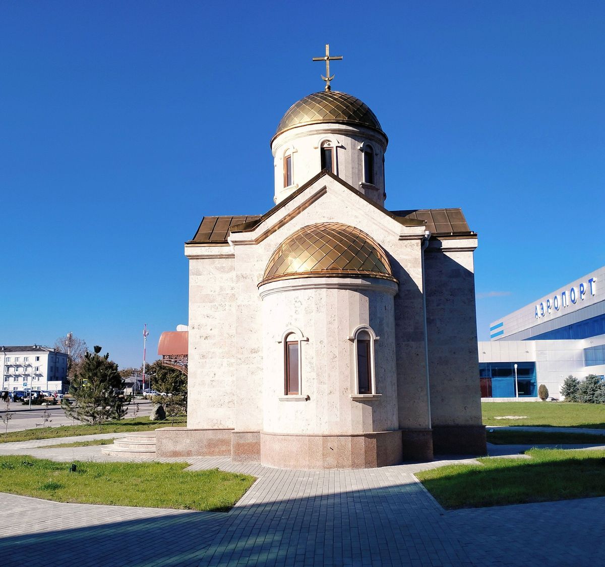 Церковь Илии Пророка при аэропорте Минеральные Воды, Минеральные Воды (Минераловодский район, Ставропольский край). фасады