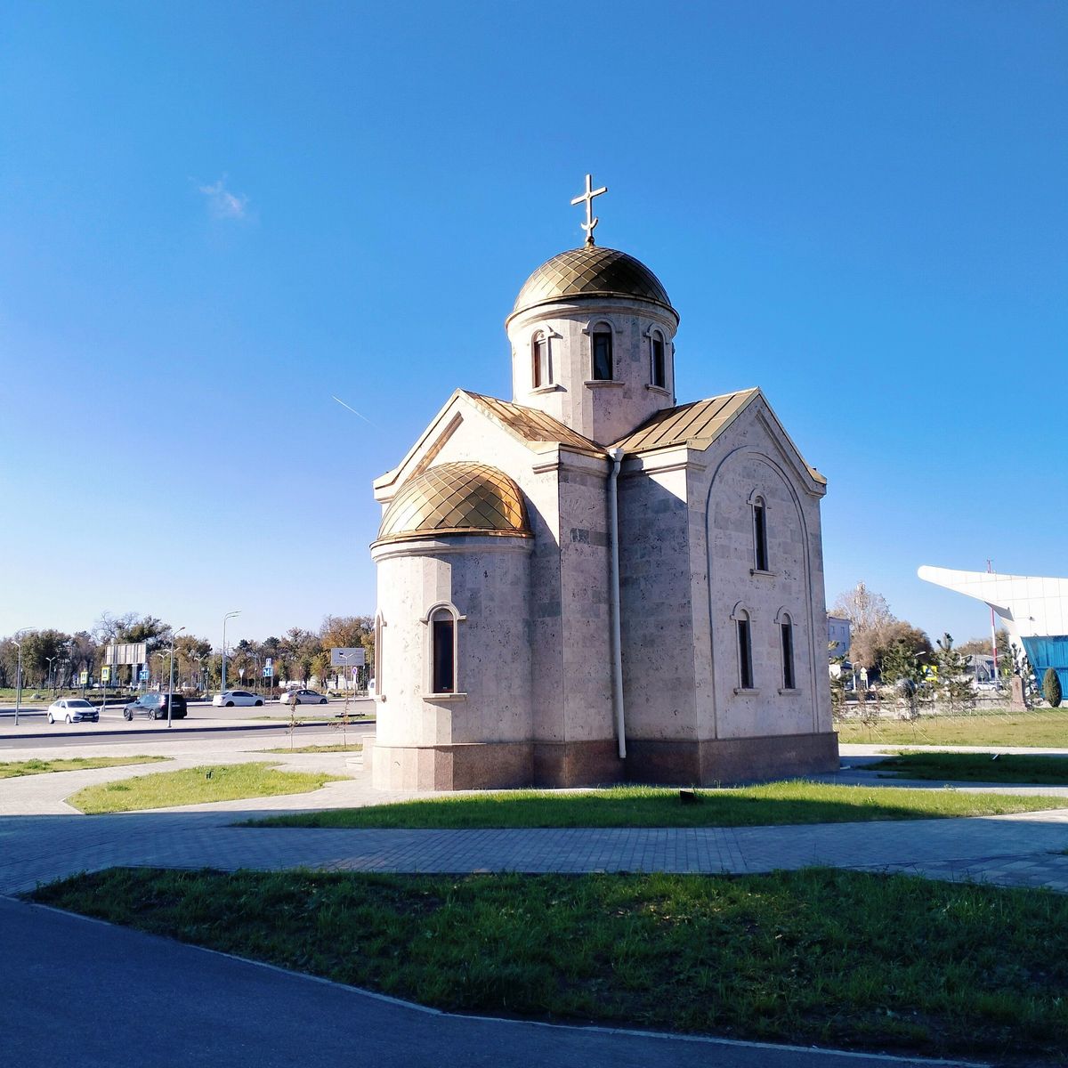 Церковь Илии Пророка при аэропорте Минеральные Воды, Минеральные Воды (Минераловодский район, Ставропольский край). фасады