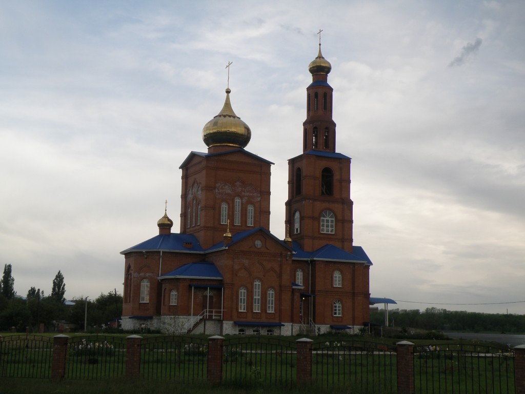 Церковь Успения Пресвятой Богородицы, Кочубеевское (Кочубеевский район, Ставропольский край). фасады