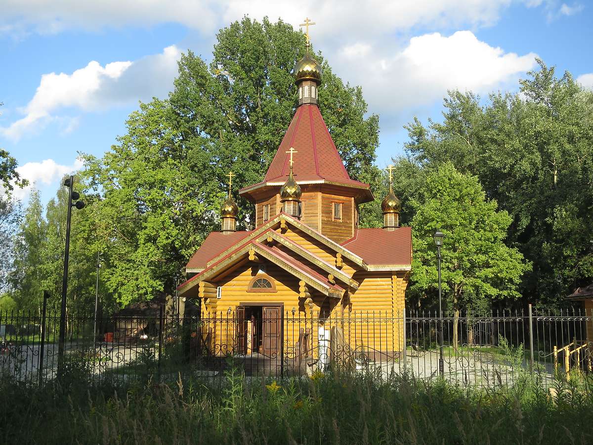 фасады. Церковь Александра Невского в Лианозове, Лианозово (Северо-Восточный административный округ (СВАО), г. Москва)