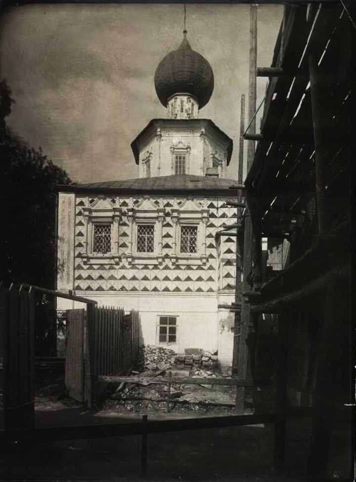 Успенский Жёлтиков мужской монастырь. Церковь Алексия, человека Божия, Тверь (Тверь, город, Тверская область). архивная фотография, Фото начала XX в. из фондов ГИМ. (ГК № 53487821)