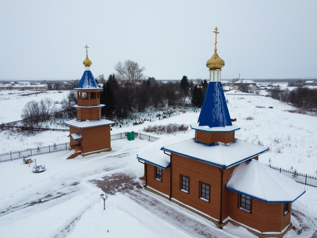 Церковь Николая Чудотворца, Кузьмино (Княжестров) (Приморский район, Архангельская область). общий вид в ландшафте