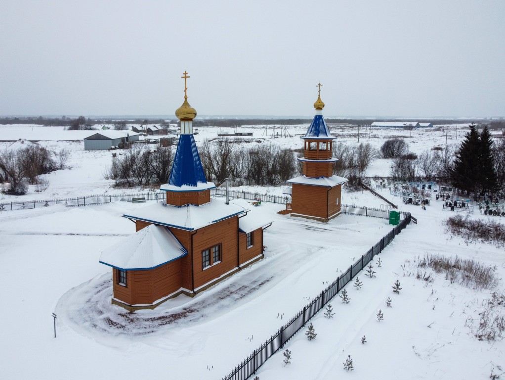 Церковь Николая Чудотворца, Кузьмино (Княжестров) (Приморский район, Архангельская область). общий вид в ландшафте
